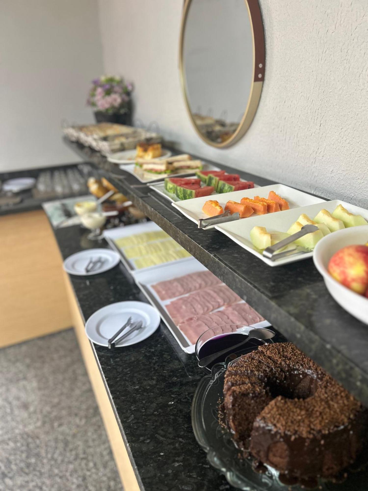 Hotel Grandourados Kültér fotó